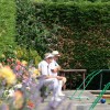 bowls-men-sitting